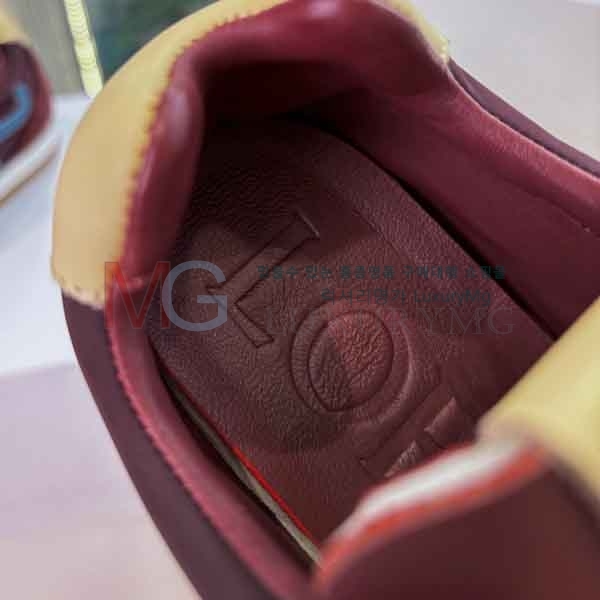 ���� �ο��� ����Ŀ�� LO666032-4