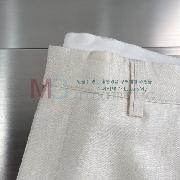 ���� ���ڷ� ��ġ�ڸ� �ݹ��� 2343522-1