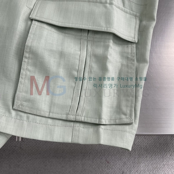 ���� ���ڷ� ��ġ�ڸ� �ݹ��� 2343522-2