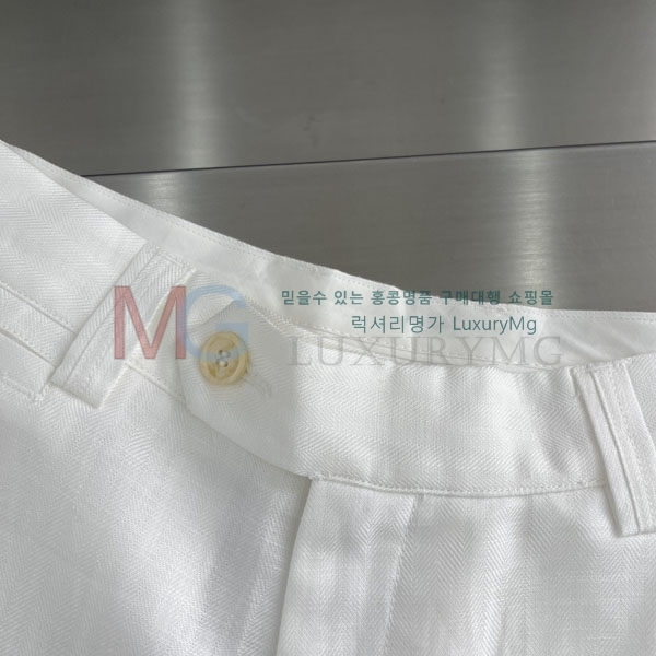 ���� ���ڷ� ��ġ�ڸ� �ݹ��� 2343522-3