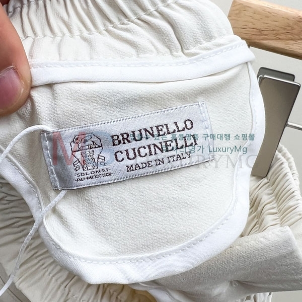 ���� ���ڷ� ��ġ�ڸ� �ݹ��� 2343523