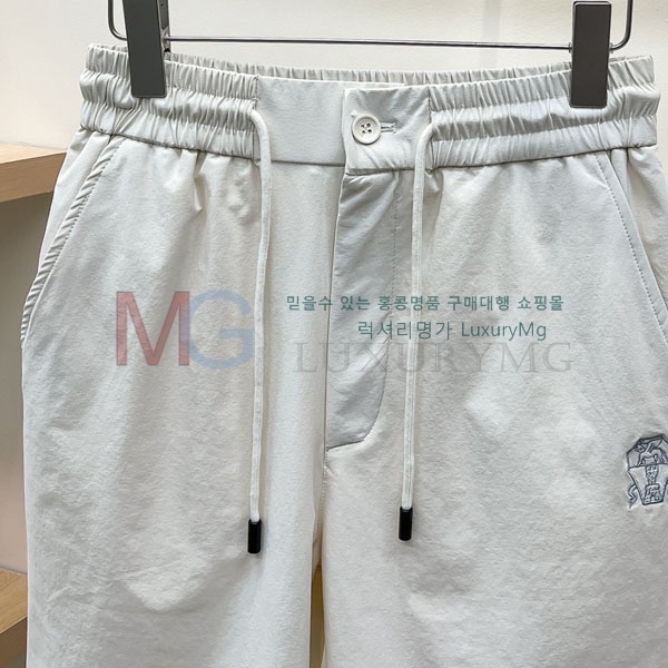 ���� ���ڷ� ��ġ�ڸ� �ݹ��� 2343523