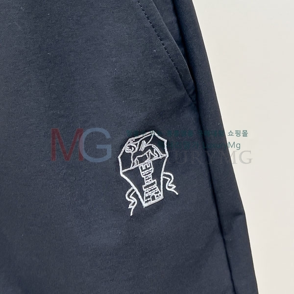 ���� ���ڷ� ��ġ�ڸ� �ݹ��� 2343523-1