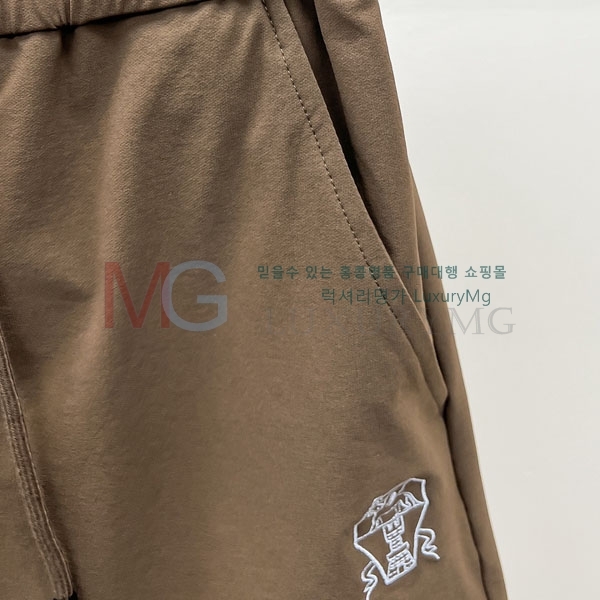 ���� ���ڷ� ��ġ�ڸ� �ݹ��� 2343523-3