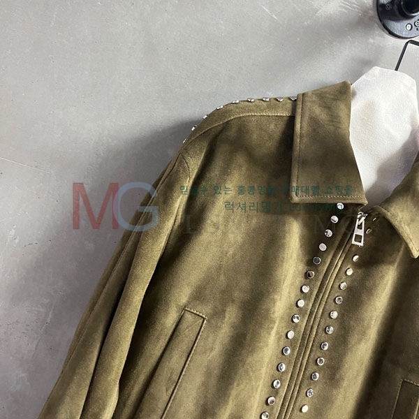 ���� �ο��� �簡�� ���� LOW244502-12