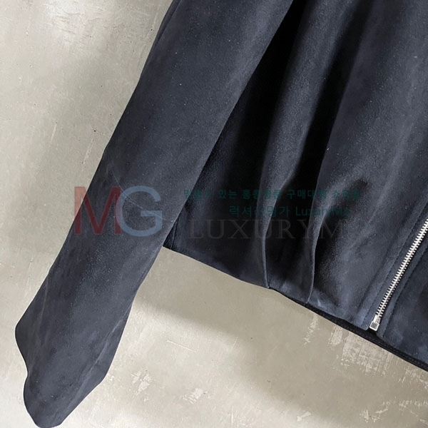 ���� �ο��� �簡�� ���� LOW244502-13