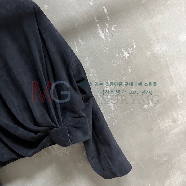 ���� �ο��� �簡�� ���� LOW244502-13