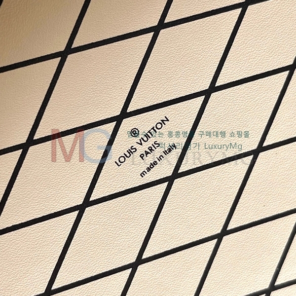 ���̺��� �ڶ�� �� M13738-150