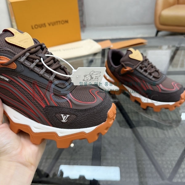 ���� ���̺��� ����Ŀ�� LV452660-2