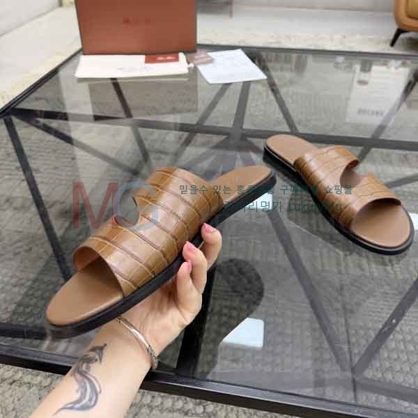 ���� �η�**�� ������ LP500310-4