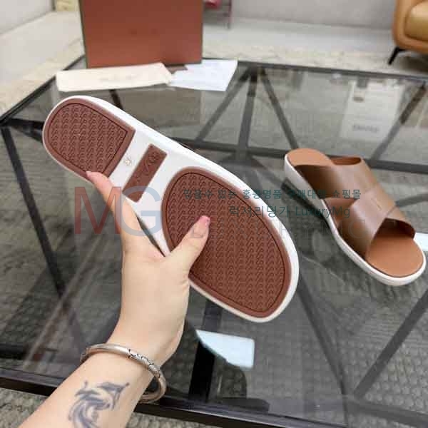 ���� �η�**�� ������ LP5000215-2