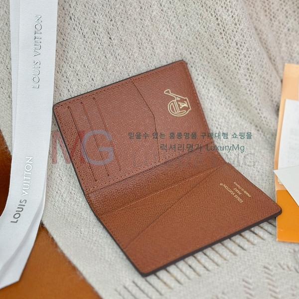 ���̺��� ���� ���ų����� M27542-200