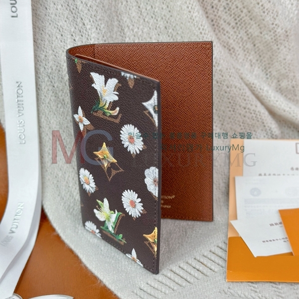 ���̺��� �н���Ʈ Ŀ�� �������� M27548-200