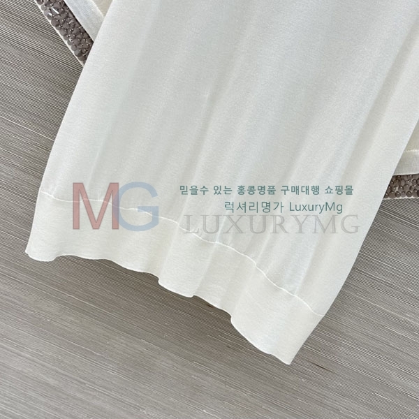 ���� ���ڷ� ��ġ�ڸ� ���� Ƽ���� BC2350623-8