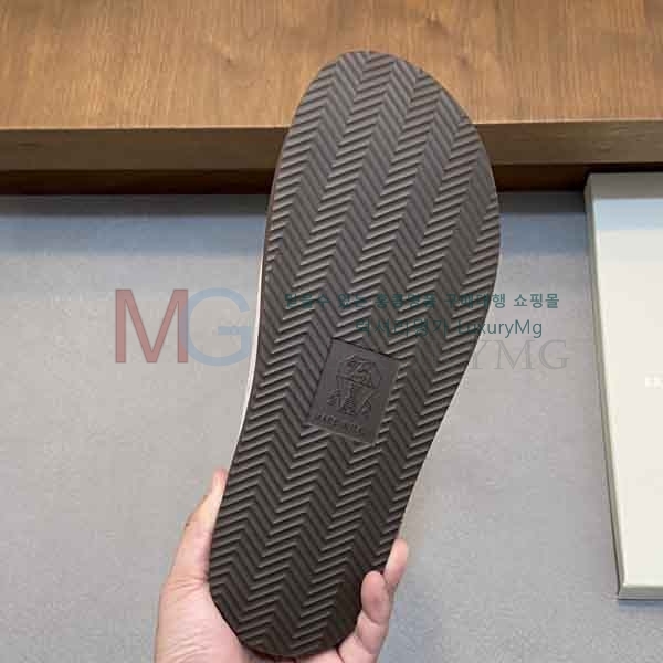 ���� ���ڷ� ��ġ�ڸ� ������ B7780662-1