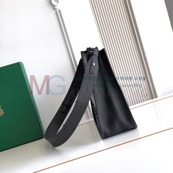 ���ߵ� ����� ũ�ν��ٵ� ����Ʈ PM 020262-3