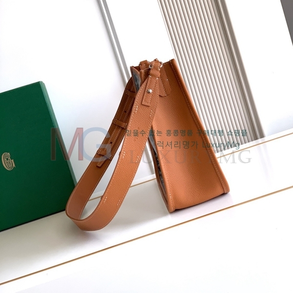 ���ߵ� ����� ũ�ν��ٵ� ����Ʈ PM 020262-4