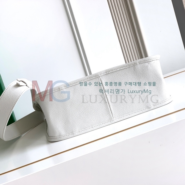 ���ߵ� ����� ũ�ν��ٵ� ����Ʈ PM 020262-8
