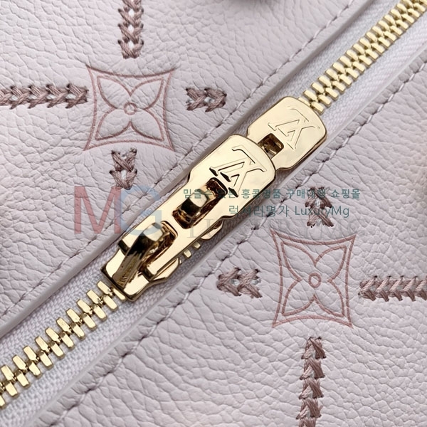 ���̺��� ���ǵ� �ݵѸ��� 20 M28529-1