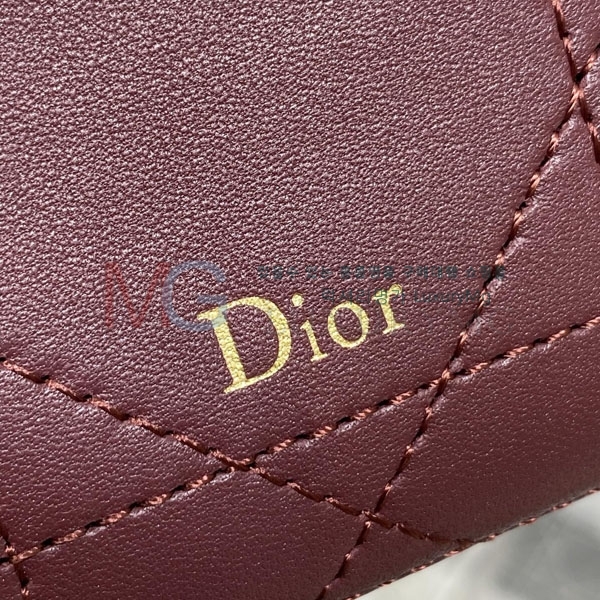 ��� �̴� ����Ƽ�� D565001-4