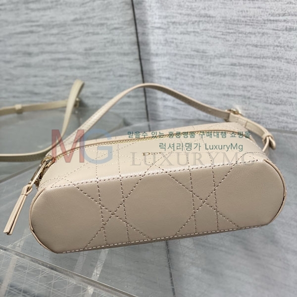 ��� �̴� ����Ƽ�� D565001-5