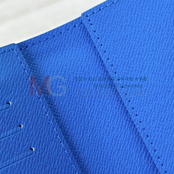 ���̺��� �н���Ʈ Ŀ�� �������� M14875-205