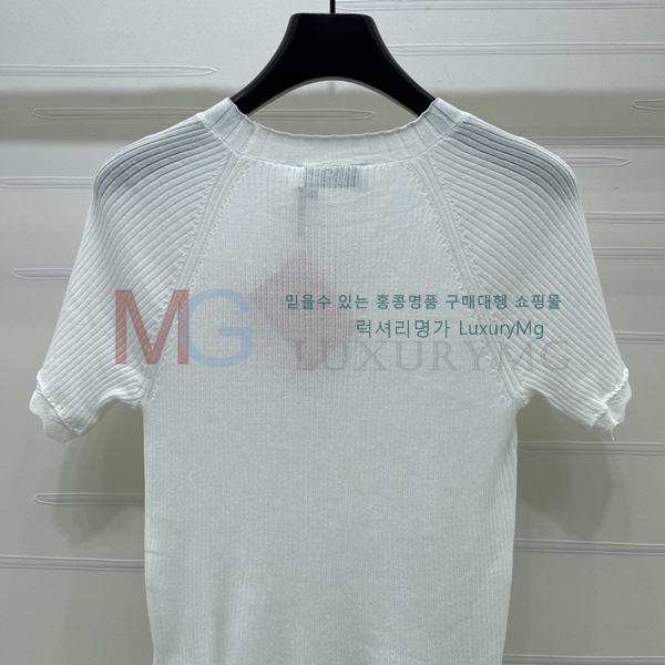 ���� �̿�̿� ���� Ƽ���� MU44574848-2