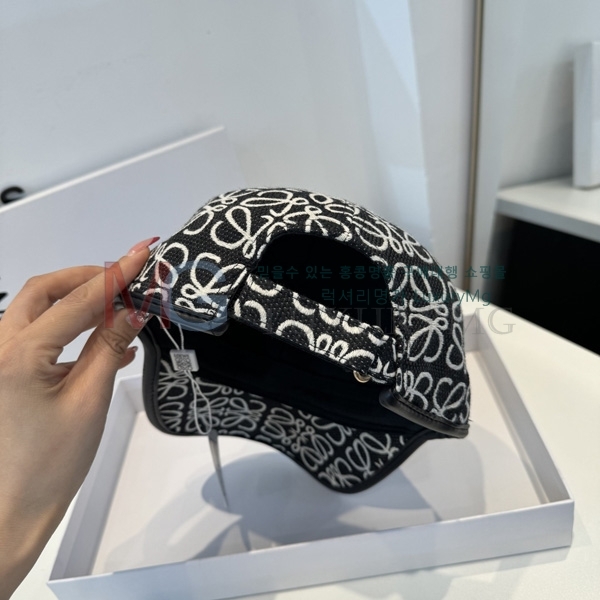  �ο��� ��ĸ���� HK334880-3