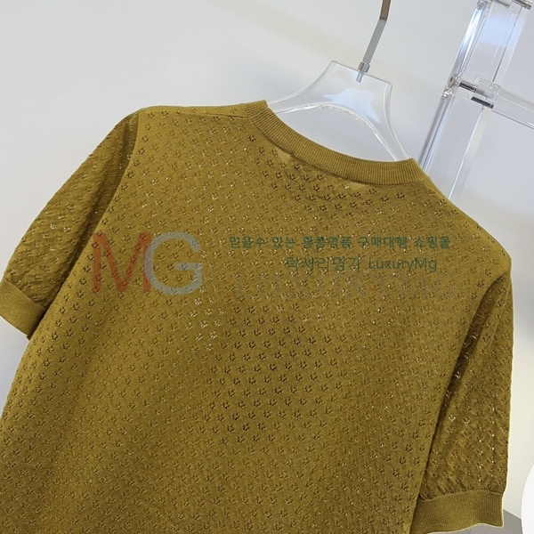 ���� �̿�̿� ���� Ƽ���� MU5747888-1