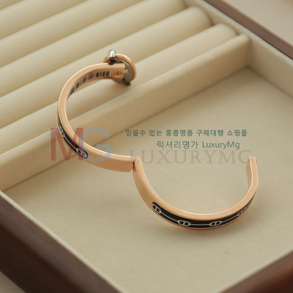 �����޽� ���� HE47302-4