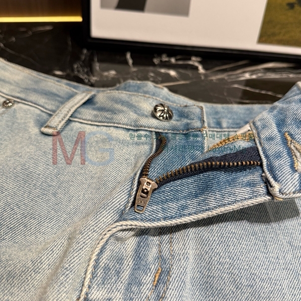 ���� ũ������ �ݹ��� 23436201