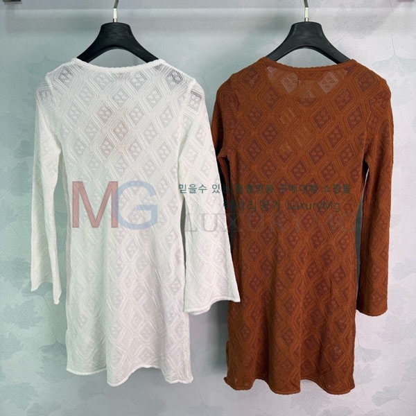 ���� �̿�̿� ���ǽ� MIU4356435-4