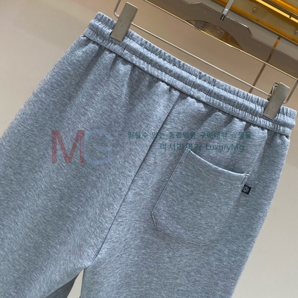 ���� ũ������ �ݹ��� 23436286-1