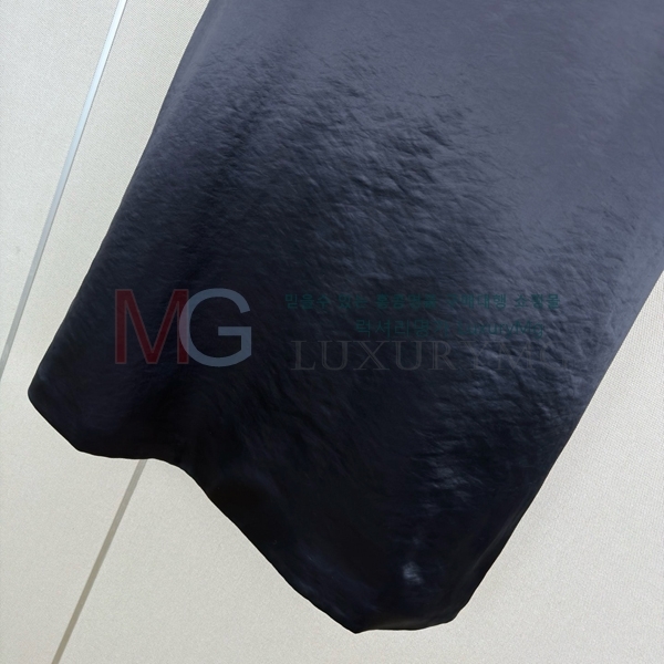 ���� �̿�̿� ���ǽ� MIU4356435-8