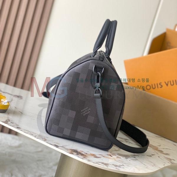 ���̺��� ���ǵ� 30 �ݵѸ��� M28977-100