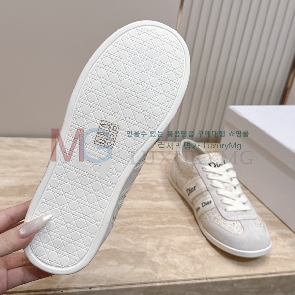 ���� ��� ����Ŀ�� D5877000