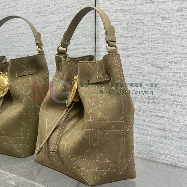 ��� ��Ŷ�� M7704-4