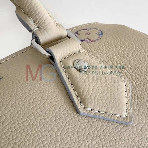 ���̺��� ���ǵ� �ݵѸ��� 20 M2A099-1