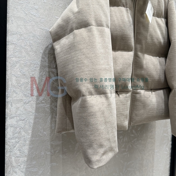 ���� ���ڷ� ��ġ�ڸ� �ٿ� �е� BC5345054-9