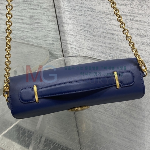 ��� �޴޸��� �Ŀ�ġ D30309-4
